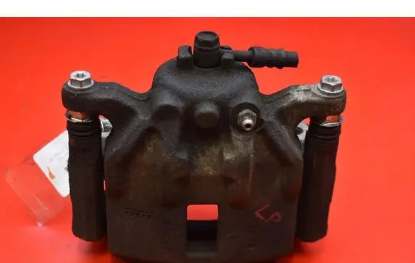 Honda Civic IX Front brake caliper