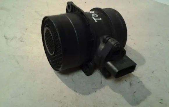 Volkswagen Touareg I Mass air flow meter 0281002461