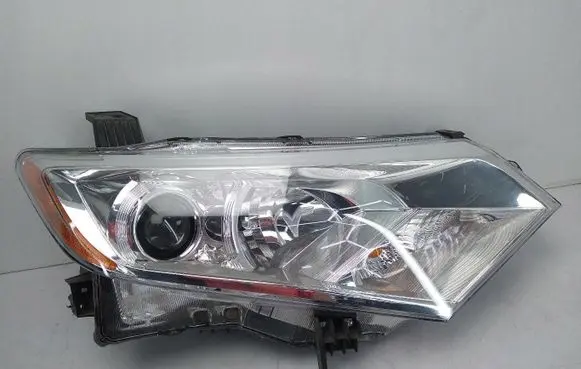 Nissan Quest Headlight/headlamp Koito
