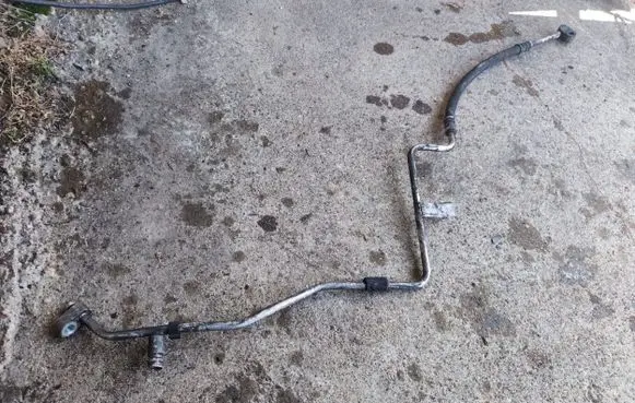 Chrysler 300 - 300C Air conditioning (A/C) pipe/hose 04596564AB