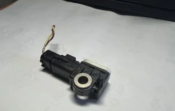 Peugeot 207 Airbag deployment crash/impact sensor 9665617880