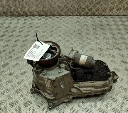 Jaguar F-Pace Gearbox transfer box case GX637K780BB 02000931