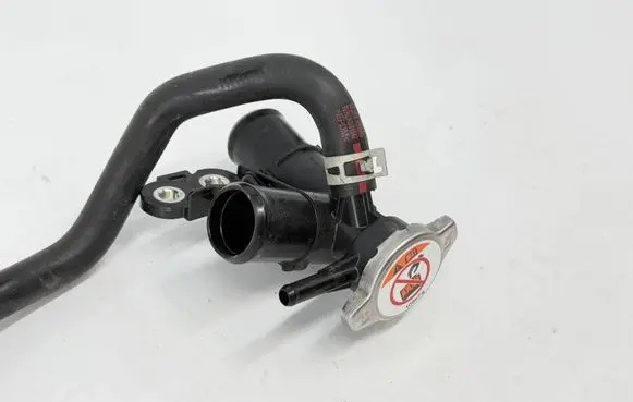 Toyota Yaris Cross Coolant expansion tank/reservoir cap 16502K0040 51012 16261K0060
