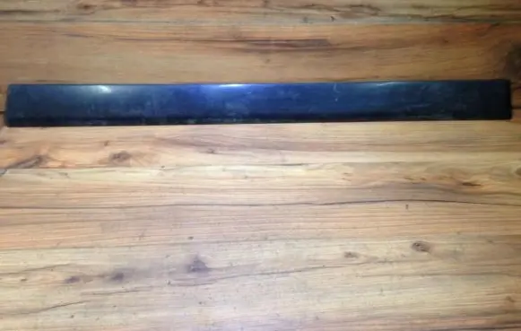 Front door trim (molding)