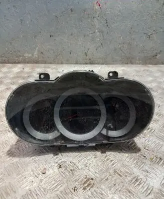 Toyota RAV 4 (XA30) Speedometer (instrument cluster) 8380042D11 T11183