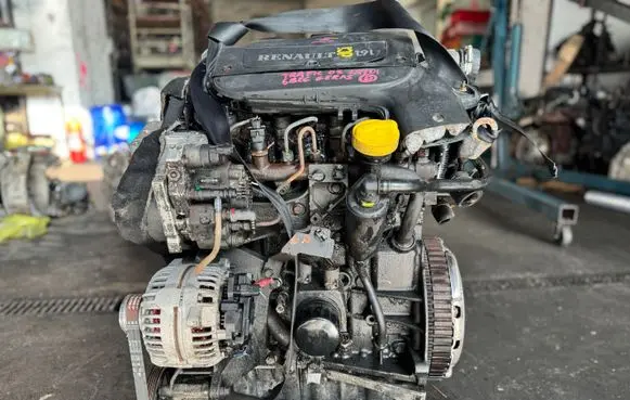 Renault Trafic II (X83) Engine F9k