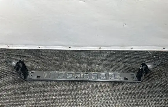 Volvo V60 Bottom radiator support slam panel 6G918A297BF