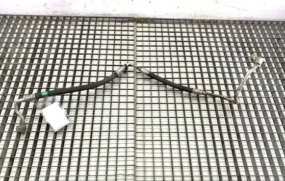 BMW 3 E90 E91 Air conditioning (A/C) pipe/hose 9119000