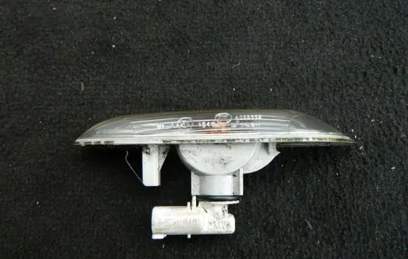 BMW X1 E84 Front fender indicator light 6939816