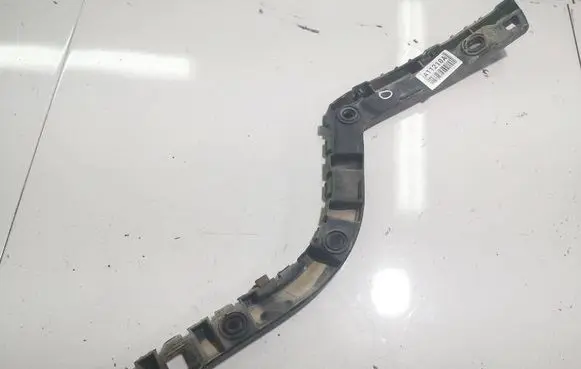 Skoda Superb B6 (3T) Rear bumper mounting bracket 