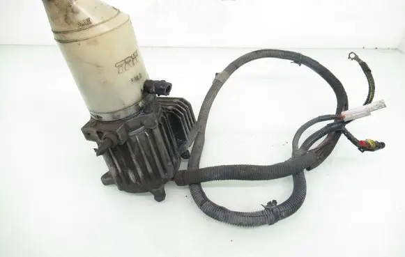 Opel Zafira A Power steering pump 554552