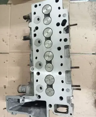 BMW 3 E36 Engine head 2244977