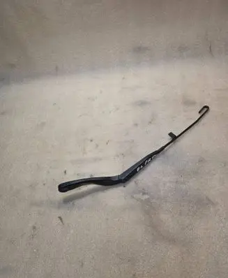 Audi A8 S8 D2 4D Front wiper blade arm 