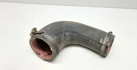 Volvo V70 Intercooler hose/pipe