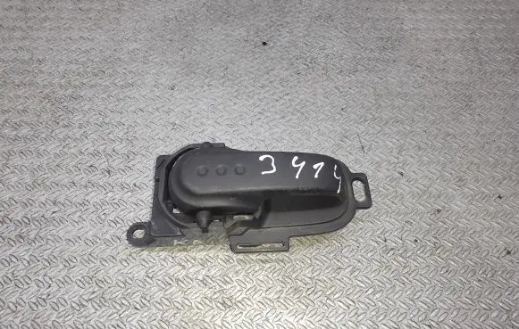Nissan Note (E11) Rear door interior handle 5010800006
