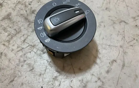 Audi Q7 4L Light switch 4F2941531E