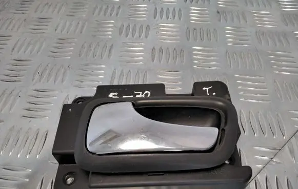 Volvo V70 Loading door interior handle 9152499