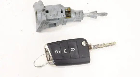 Volkswagen Tiguan Allspace Ignition key/card 5G6959752BL