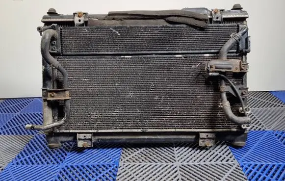 Lexus GS 300 350 430 450H Coolant radiator 4221332771 3137