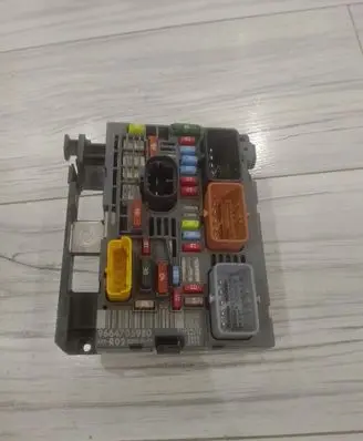 Citroen C5 BSM Control unit 9664705980