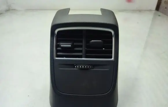 Audi A3 S3 8V Rear air vent grill 8V0857042