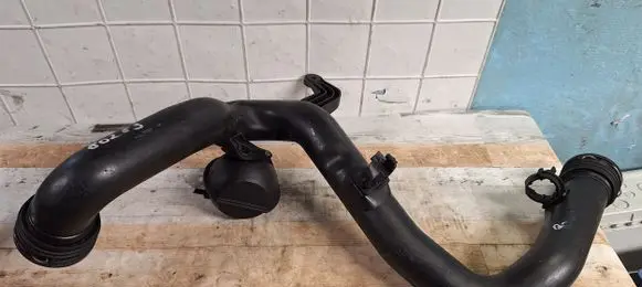 Volkswagen PASSAT B6 Intercooler hose/pipe 1K0145770B 1K0145762F 7M0129808