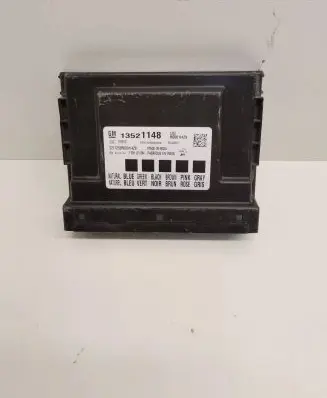 Opel Mokka X Comfort/convenience module 13521148 R000114Z9 8360100000000X