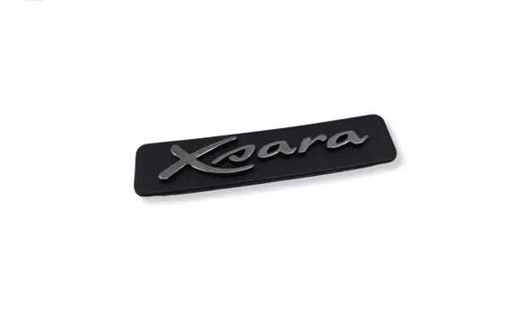 Citroen Xsara Manufacturers badge/model letters 8665A3