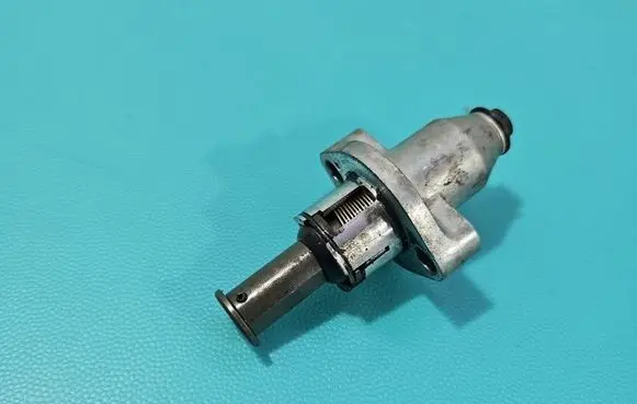 BMW i3 Timing belt tensioner 20140527 IMPRK1581226