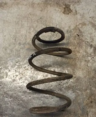 BMW 5 E39 Front coil spring