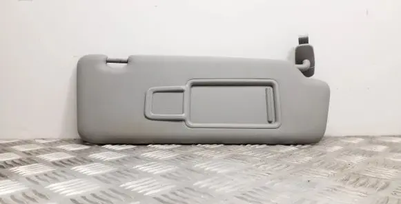 Audi A1 Sun visor 8U0857552A 8K0857552