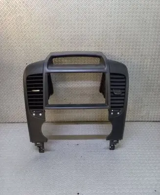KIA Carnival Dash center air vent grill 847404D050