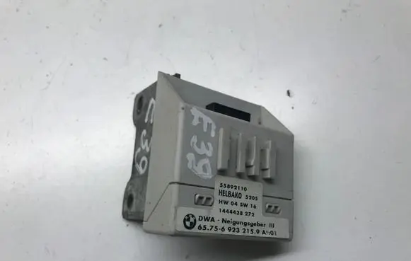 BMW 5 E39 Yaw turn rate sensor 6923215 69232159