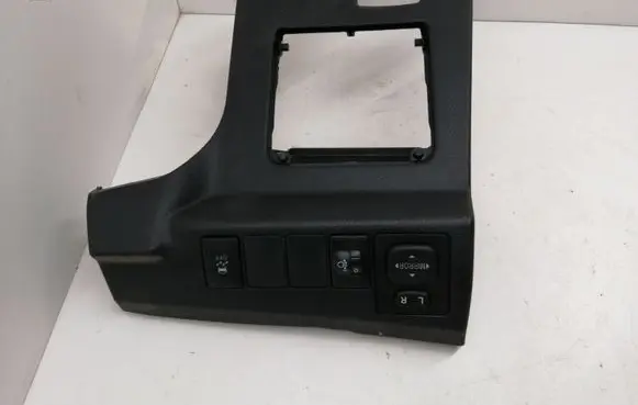 Toyota Auris E180 Panel trim 5554502050 5542202270