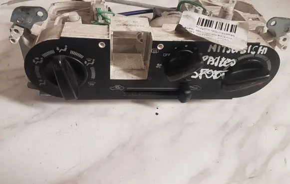 Mitsubishi Pajero Sport I Climate control unit MR360556