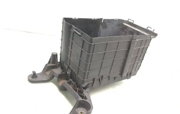 Volkswagen Touran I Battery tray 1K0915333B