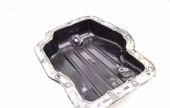 Oil sump
