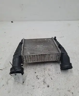 Audi A4 S4 B5 8D Intercooler radiator 8D0145805D