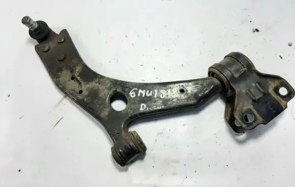 Volvo V40 Front lower control arm/wishbone