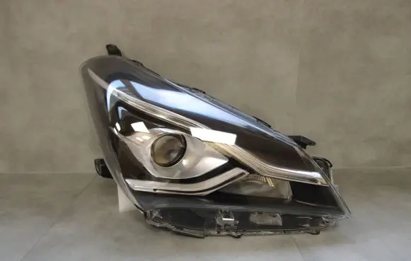 Toyota Yaris Headlight/headlamp YARISIIILIFT