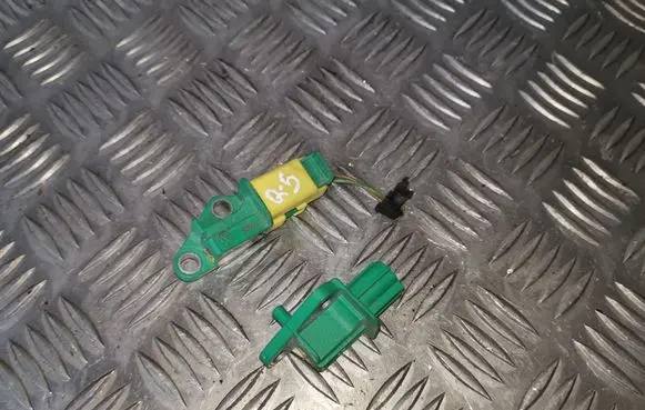 Audi Q5 SQ5 Airbag deployment crash/impact sensor 1K0909606C