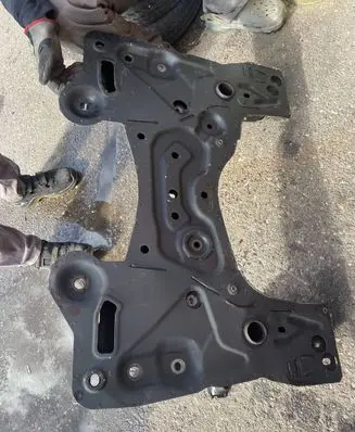 Alfa Romeo Giulietta Front subframe 43338771