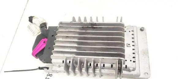 Alfa Romeo GT Sound amplifier 00606833250 04160154