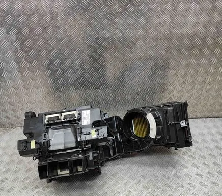 Audi e-tron Interior heater climate box assembly 8W1820005BD