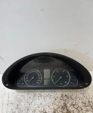 Mercedes-Benz C W203 Speedometer (instrument cluster) 110080327004 A2035405148 2035405148Q02