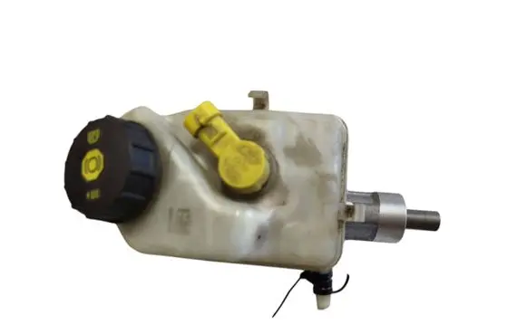 Opel Astra J Master brake cylinder 03350890241 03350890231
