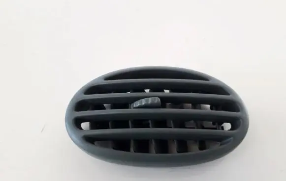 Peugeot 406 Dash center air vent grill