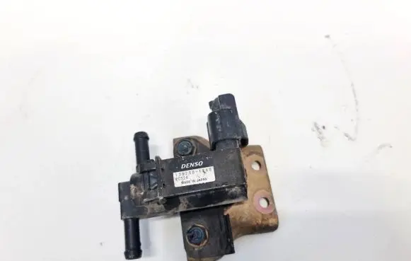 Honda CR-V Turbo solenoid valve 1362001860 136200-1860