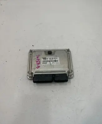 Volkswagen PASSAT B5.5 Engine control unit/module 038906019KD 1039S01966 0281011205