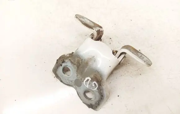 Toyota Avensis T250 Rear door lower hinge 